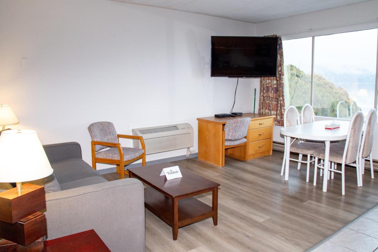 Spanish Villa Resort Пентиктон Экстерьер фото